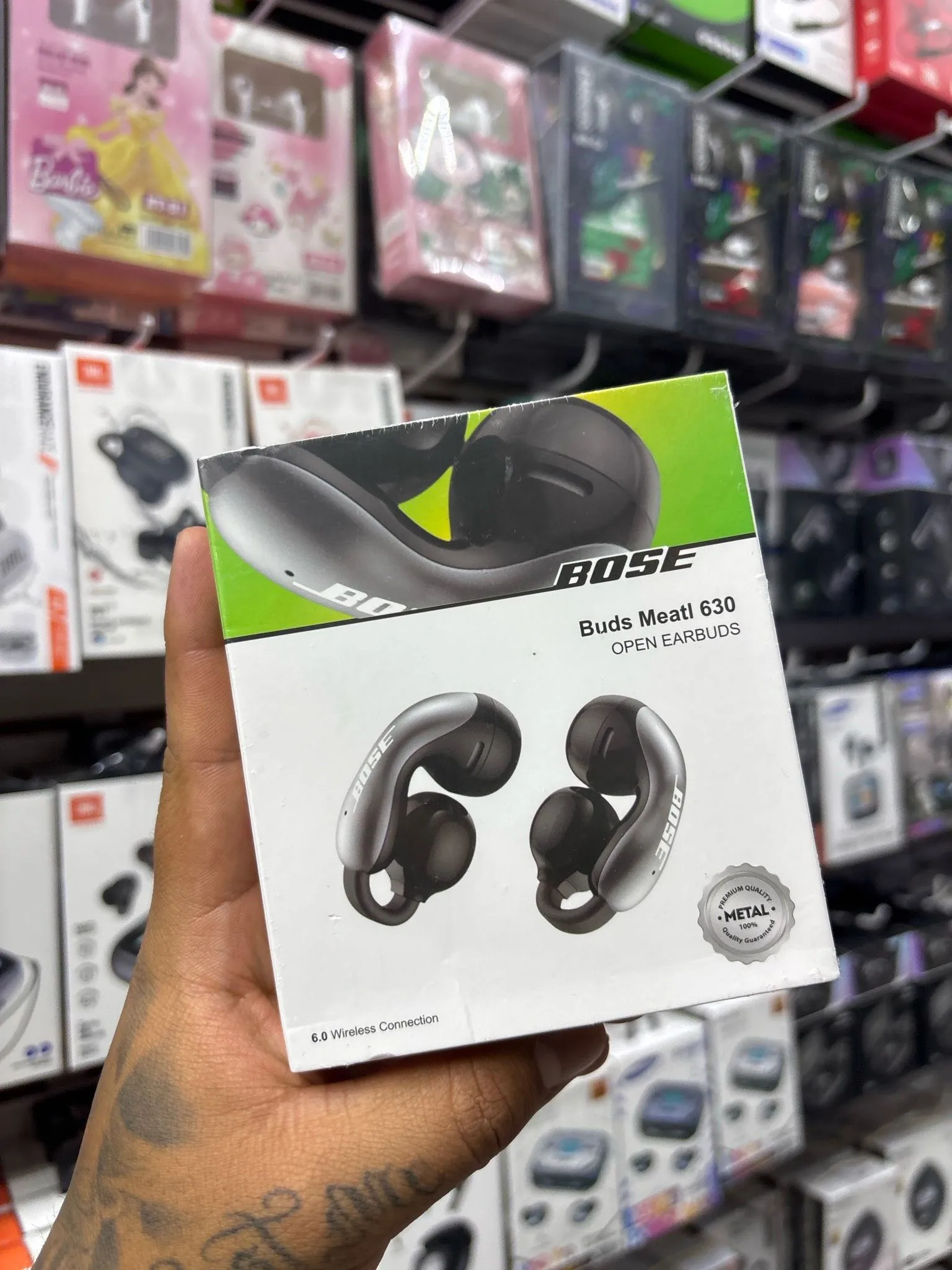 Audífonos Bluetooth Tipo Bose Buds Metal 630