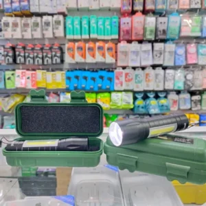 Linterna LED Recargable con Estuche