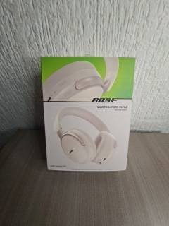 Audífonos Tipo Bose QuietComfort Ultra - Beige